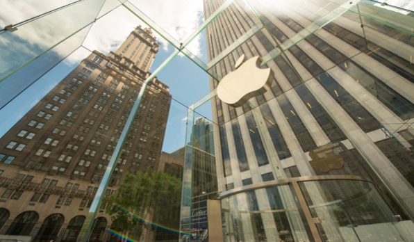 Корпорация Apple подает иск к российскому интернет-магазину
